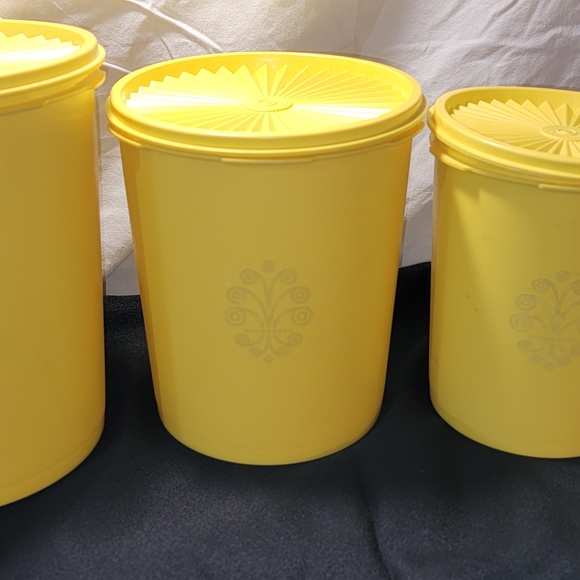 Vintage Tupperware Container Set - Picture 5 of 5